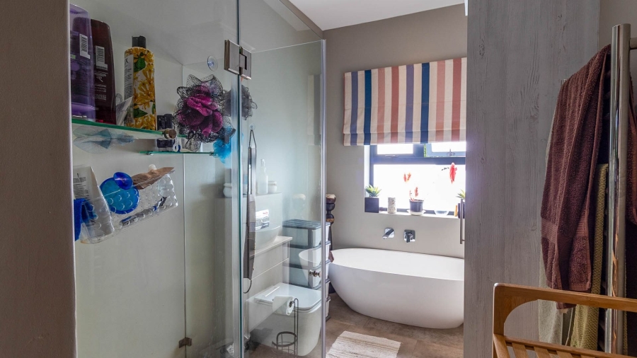 9 Bedroom Property for Sale in Onrus Western Cape